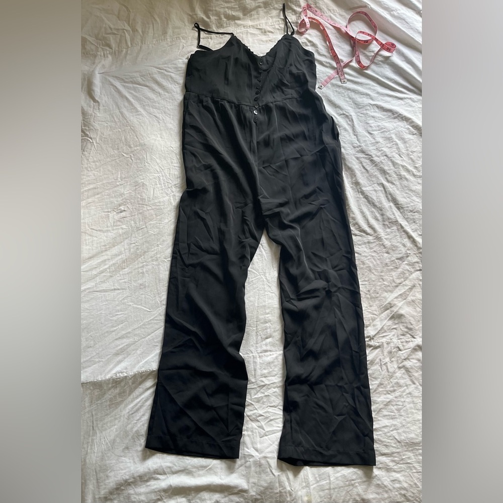 Joy Joy Black Jumpsuit Classic Sleeveless Design